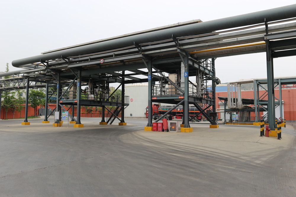 智能沥青装车平台